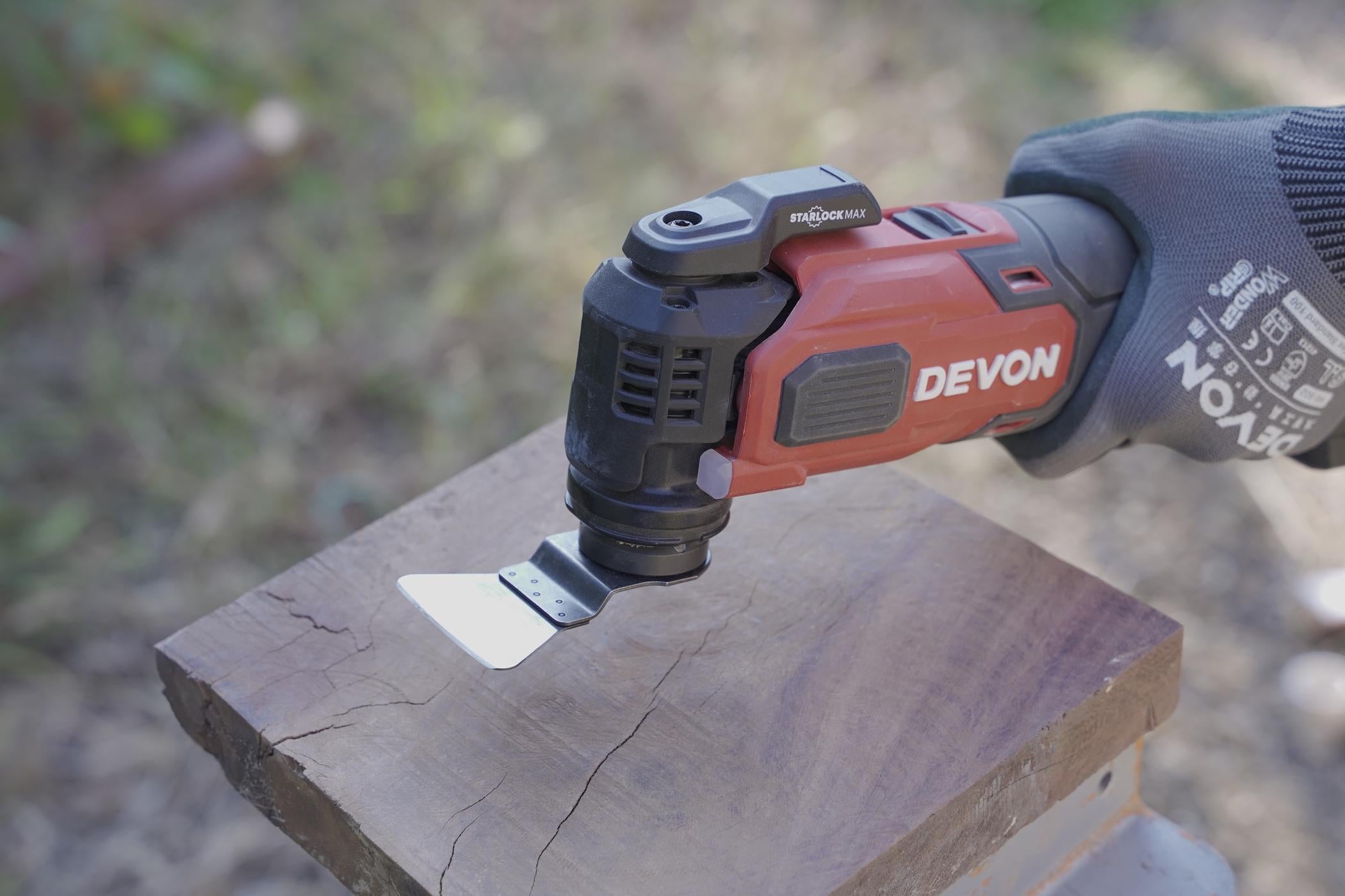 20V MAX CORDLESS BRUSHLESS OSCILLATING MULTI-TOOL