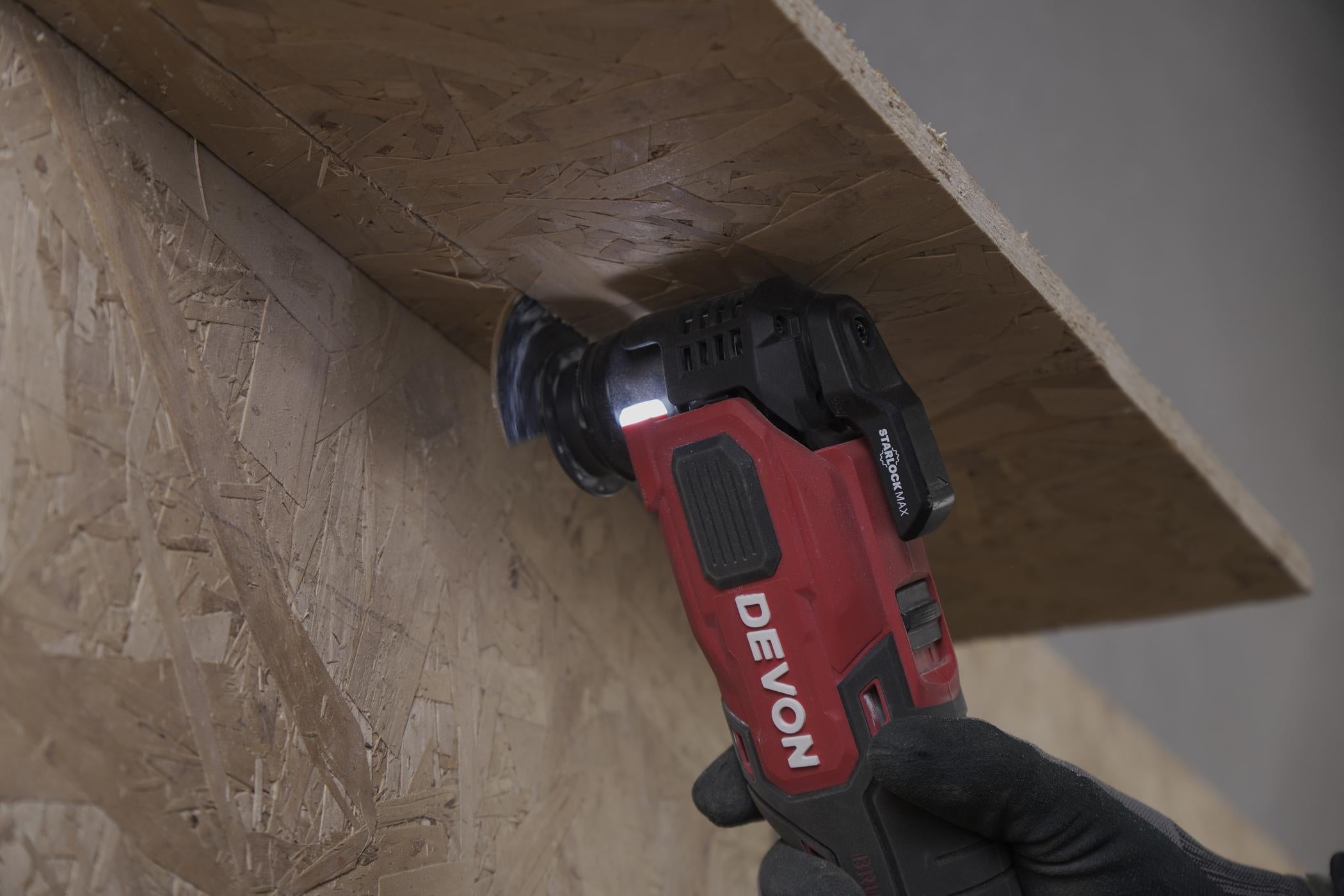20V MAX CORDLESS BRUSHLESS OSCILLATING MULTI-TOOL
